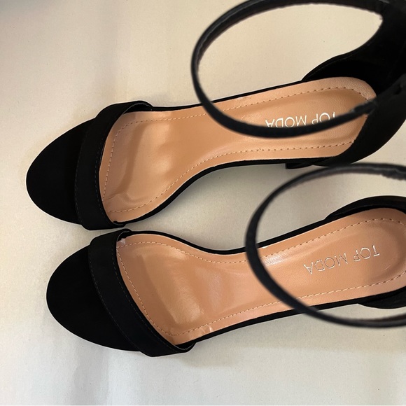 Top Moda Hannah Strappy Matte Black 3.25” Heels Chunky size 10 - Picture 3 of 10